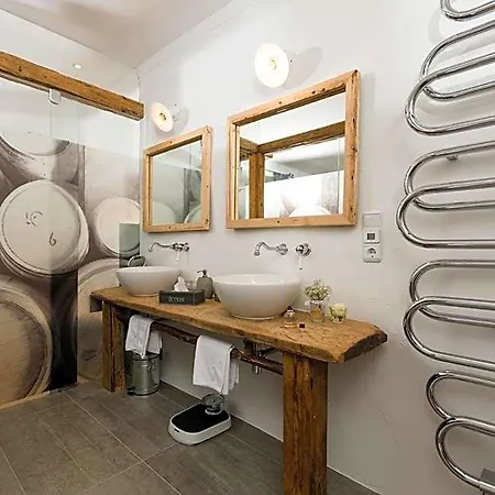 & Gourmetwirtshaus Kirchenwirt Seit 1326 Szálloda Leogang