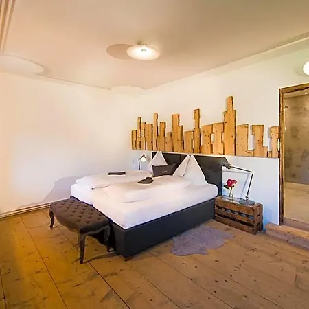 호텔 & Gourmetwirtshaus Kirchenwirt Seit 1326