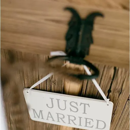 & Gourmetwirtshaus Kirchenwirt Seit 1326 מלון 4*