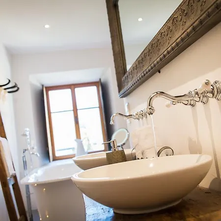 & Gourmetwirtshaus Kirchenwirt Seit 1326 מלון לאוגנג