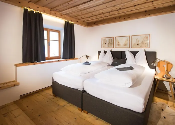 & Gourmetwirtshaus Kirchenwirt Seit 1326 Hotel