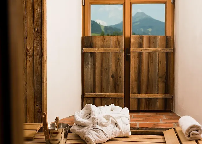 & Gourmetwirtshaus Kirchenwirt Seit 1326 Leogang