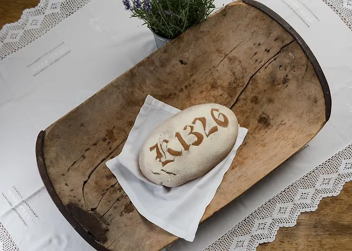 & Gourmetwirtshaus Kirchenwirt Seit 1326 Leogang