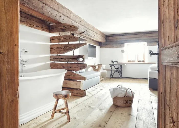 & Gourmetwirtshaus Kirchenwirt Seit 1326