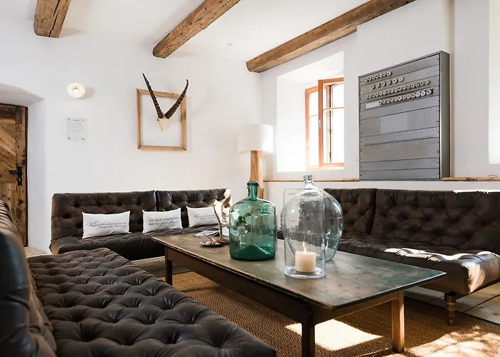 Hotel & Gourmetwirtshaus Kirchenwirt Seit 1326 4*